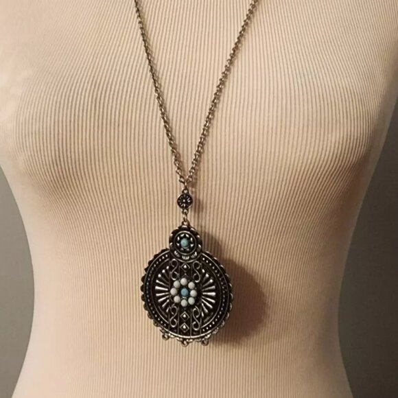 Vintage Looking Silver Tone Necklace Large Pendant w/ Turquoise ETC! Signed - Picture 1 of 11